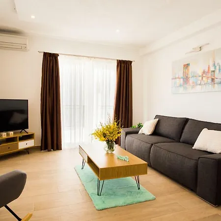 Cambio Apartment *