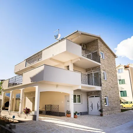 Cambio Apartmán Kaštela
